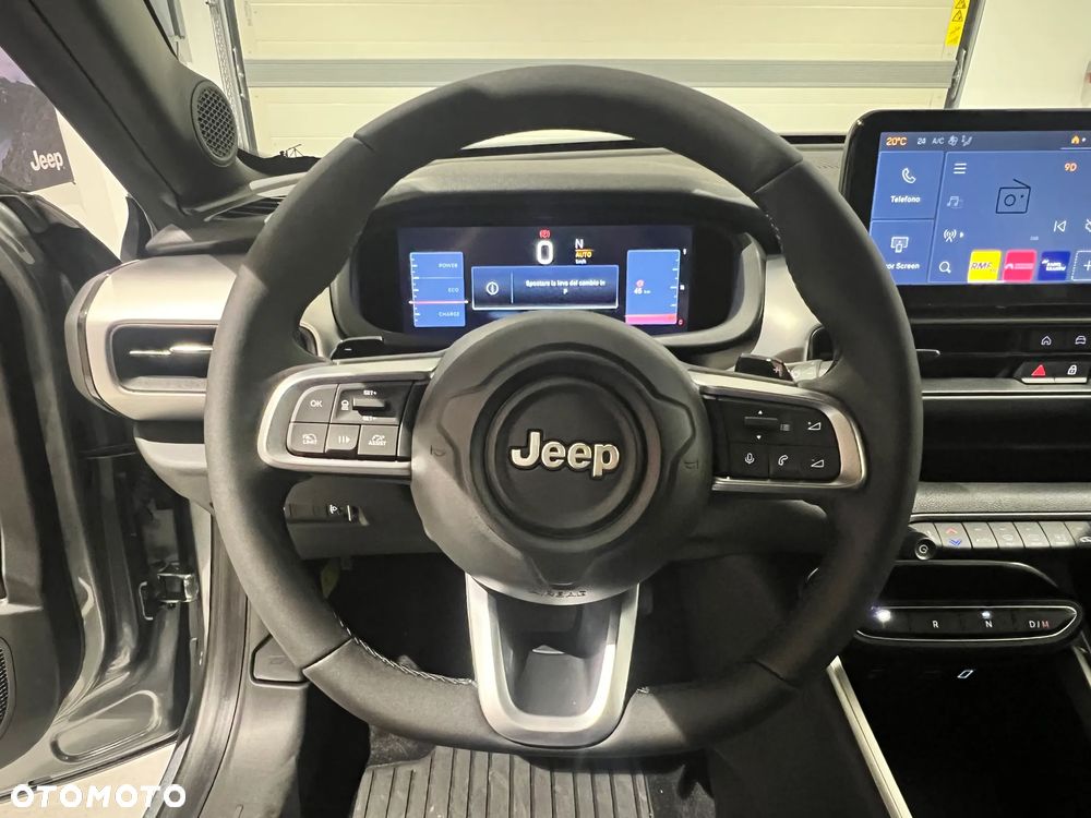 Jeep Avenger 1.2 T3 mHEV Upland 4xe eDCT6 - 7