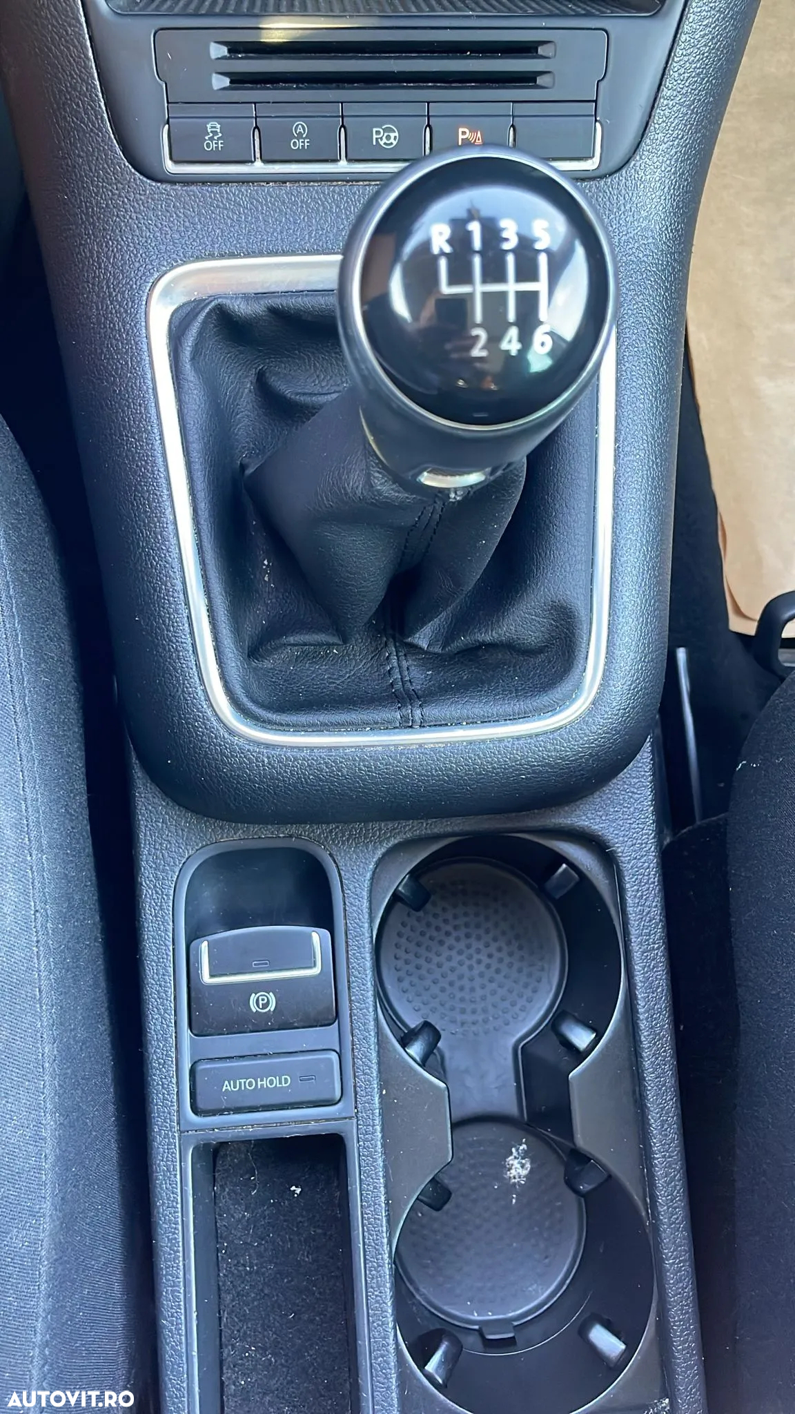 Volkswagen Tiguan - 14