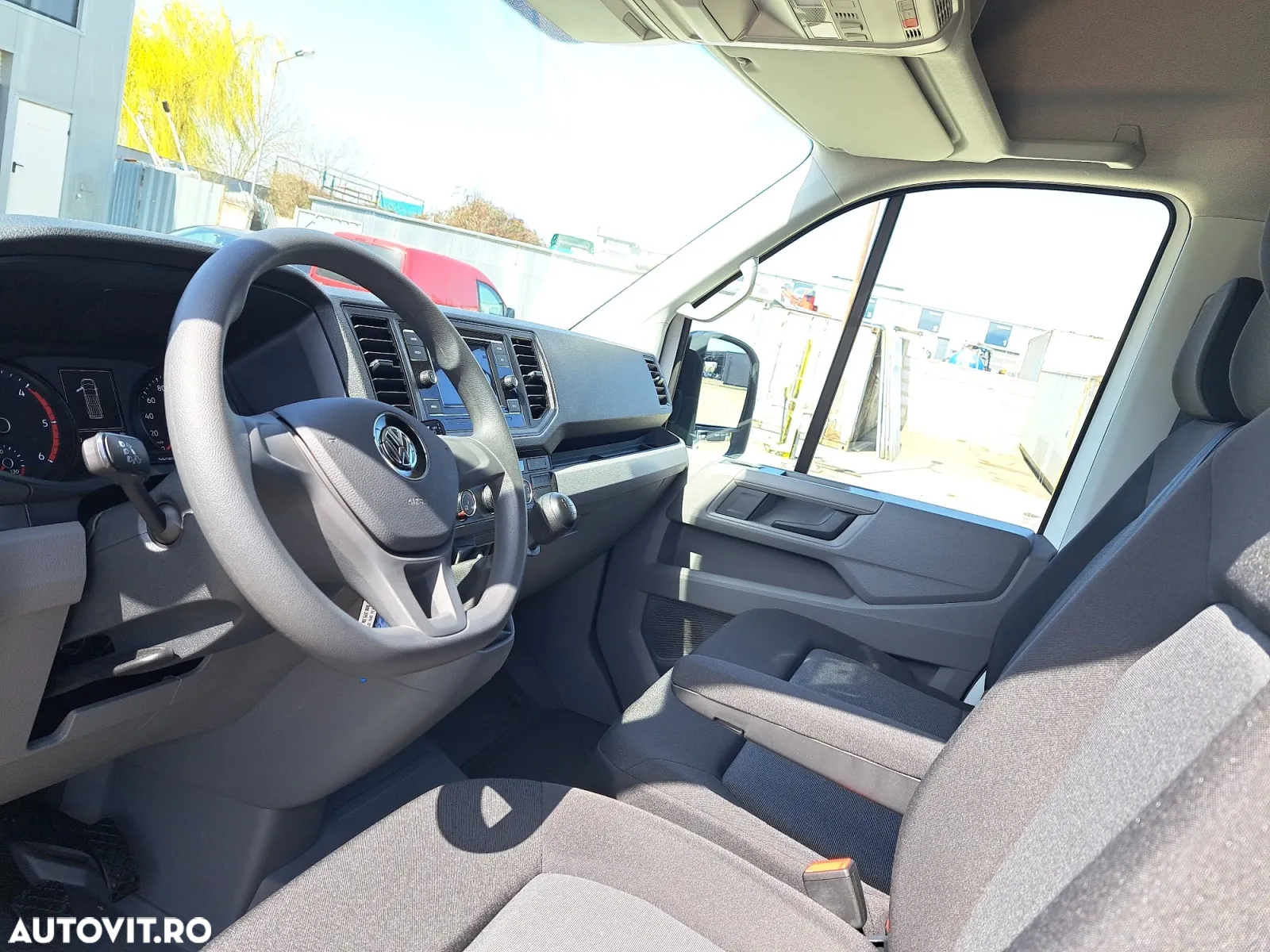 Volkswagen CRAFTER - 8