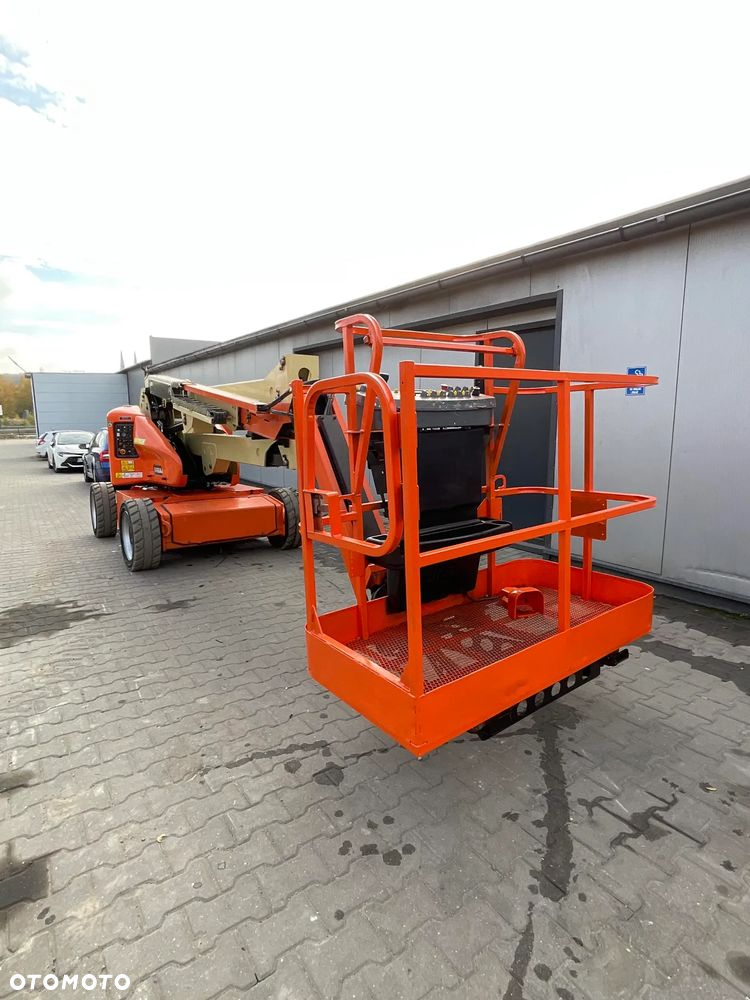 JLG e450AJ - 13