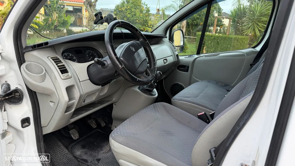 Renault Trafic 2.0 dCi 115 - 6