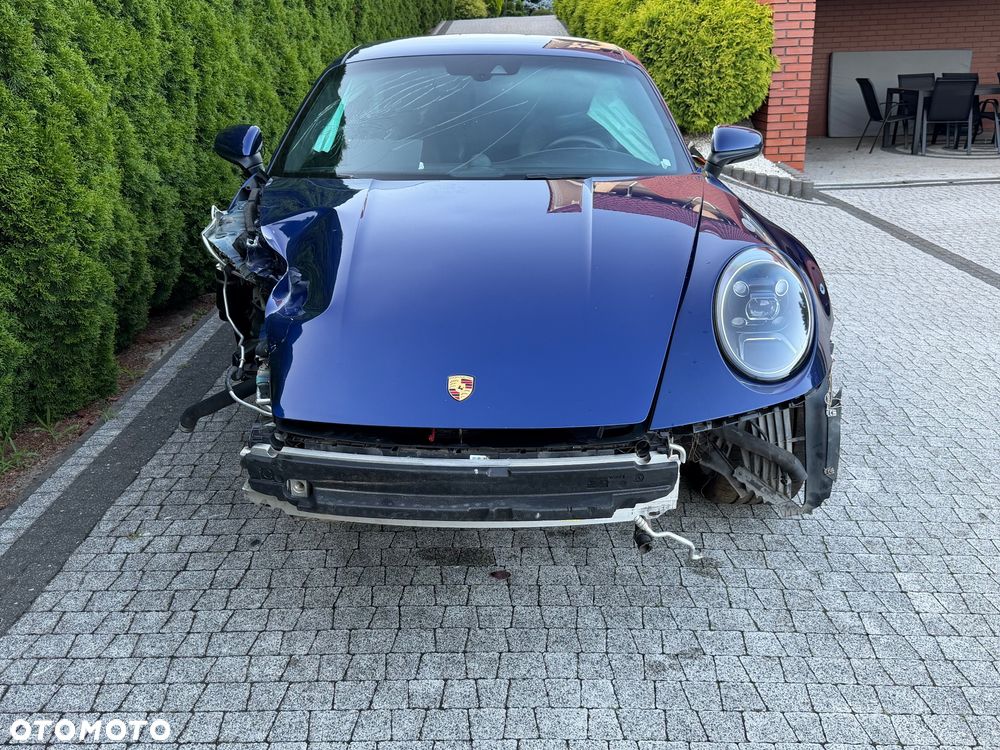 Porsche 911 Carrera 4S PDK - 21