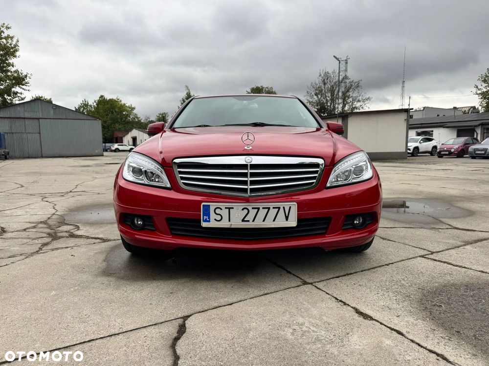 Mercedes-Benz Klasa C 180 T CGI Automatik BlueEFFICIENCY - 11