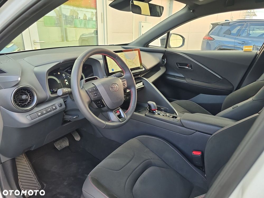 Toyota C-HR 2.0 PHEV Dynamic Force GR Sport - 11