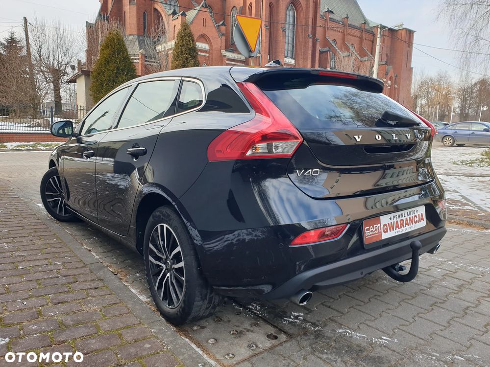 Volvo V40 D3 Inscription - 4