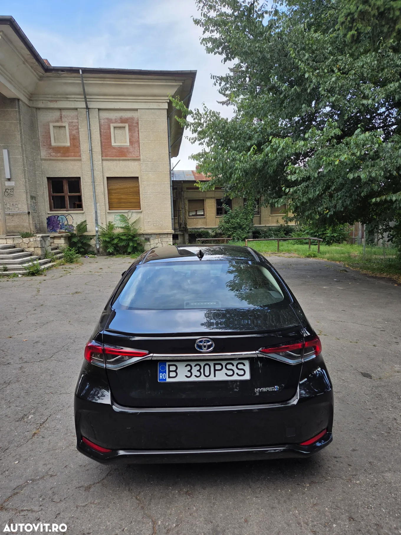 Toyota Corolla Sedan 1.8 HSD Business - 15