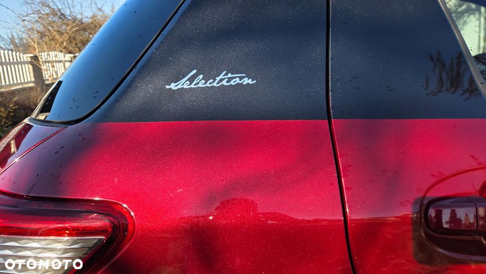 Toyota Yaris Hybrid 100 Selection Platinum - 8