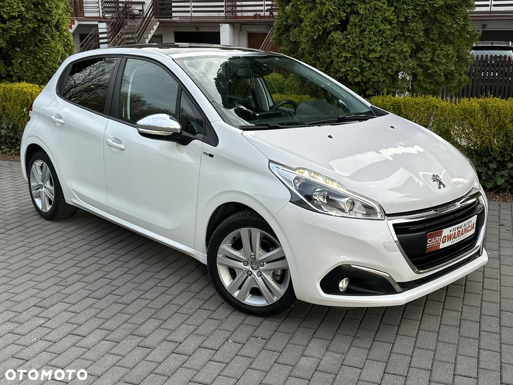 Peugeot 208 - 5