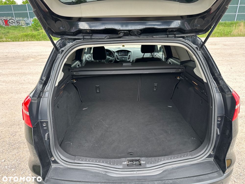 Ford Focus 1.6 TDCi DPF Titanium - 11