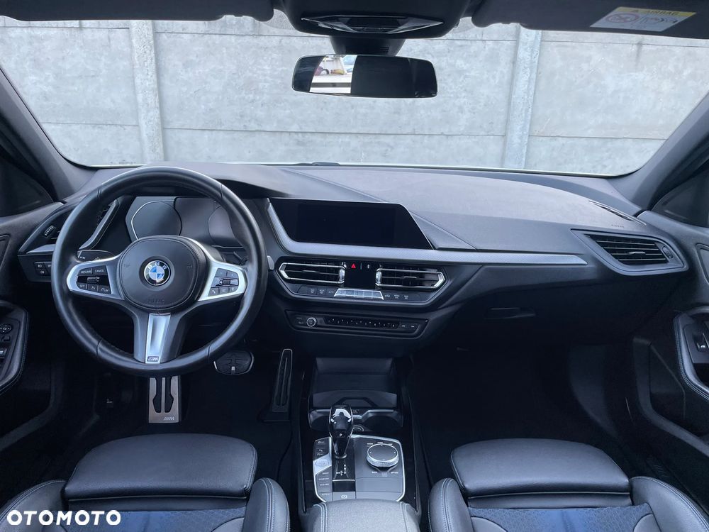 BMW Seria 1 118d Edition M Sport Shadow - 24