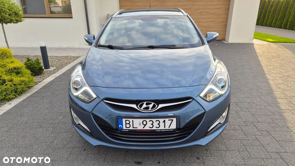 Hyundai i40 Kombi blue 1.6 Family+ - 4