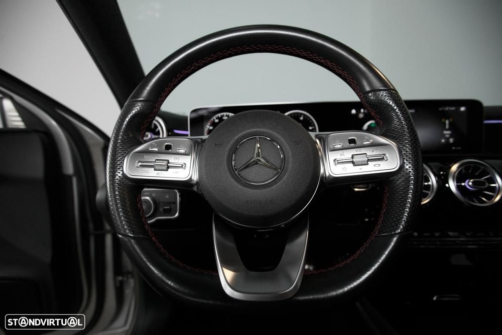 Mercedes-Benz A 180 - 22