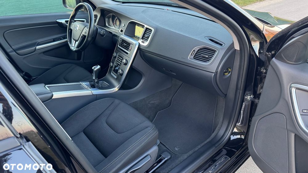 Volvo V60 D3 Linje Business - 27