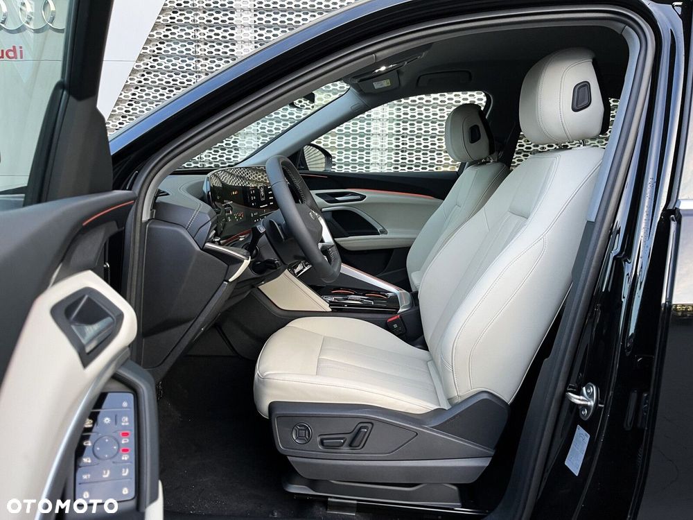 Audi Q5 Sportback - 6