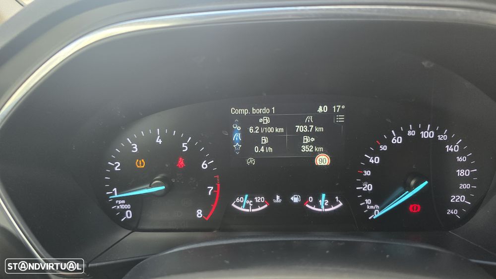 Ford Focus 1.0 EcoBoost Titanium - 31