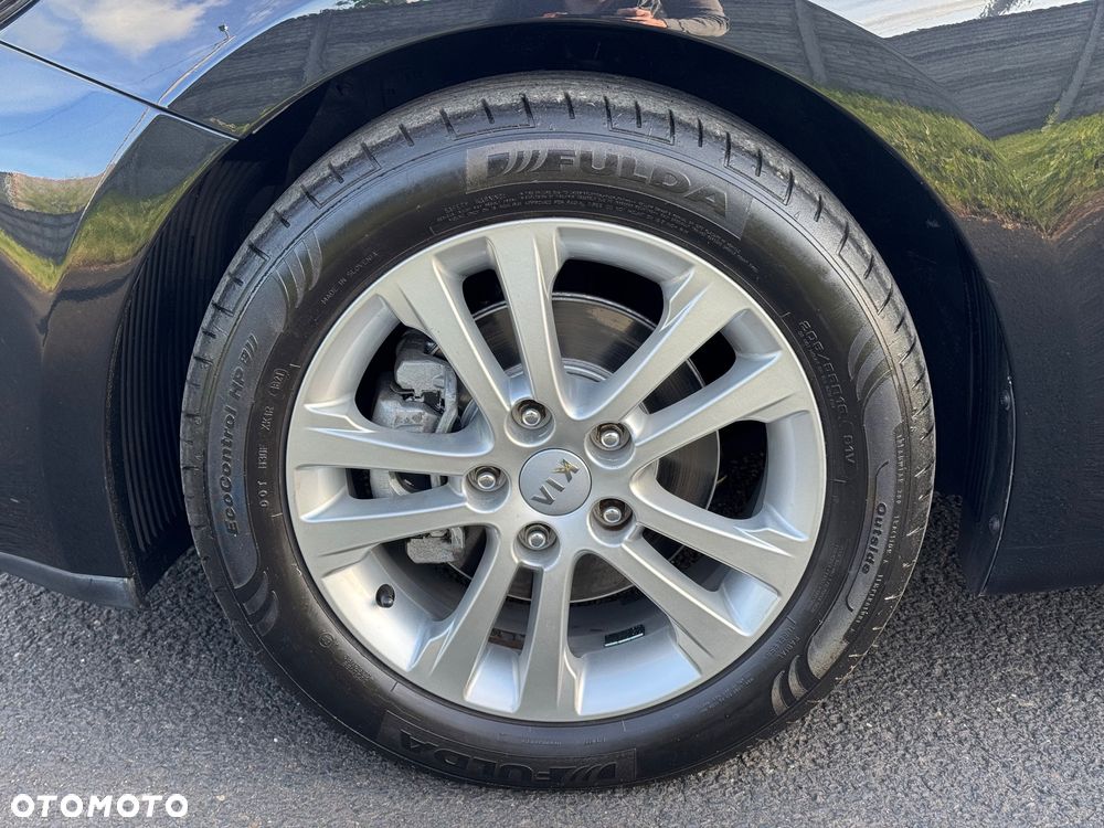 Kia Ceed - 13