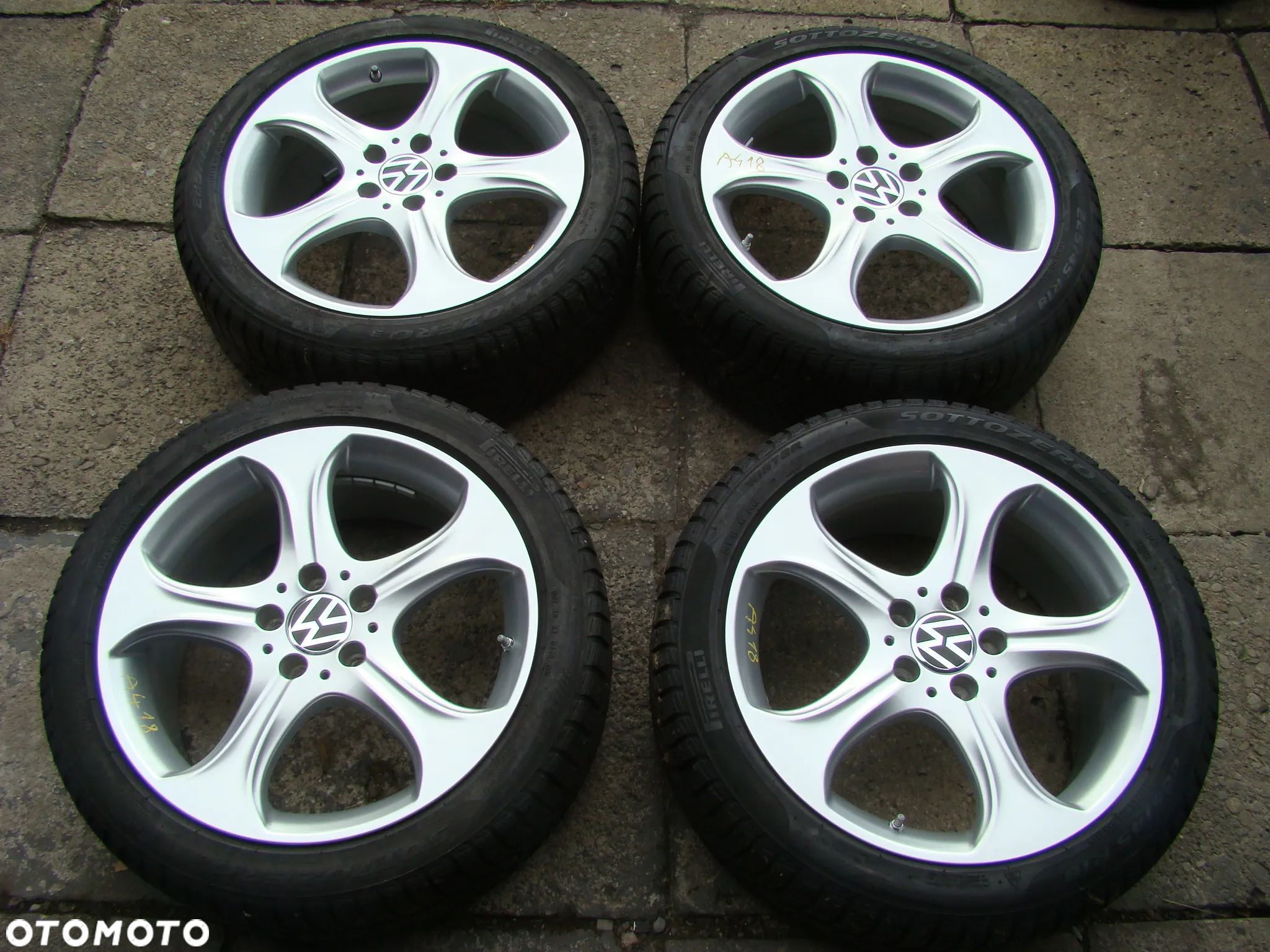 a418 5x112 VW T-Roc Passat B6 B7 Beetle Jetta Touran Caddy 7,5x18 zima 225/45 - 1