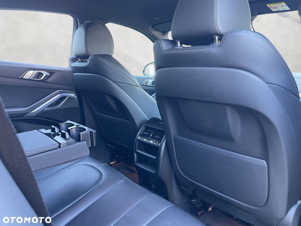 BMW X6 - 30