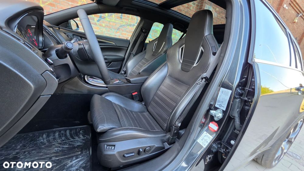 Opel Insignia 2.8 T V6 OPC EU6 - 8