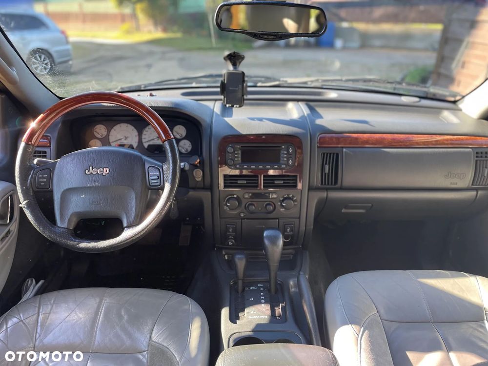 Jeep Grand Cherokee 4.7 Overland - 9