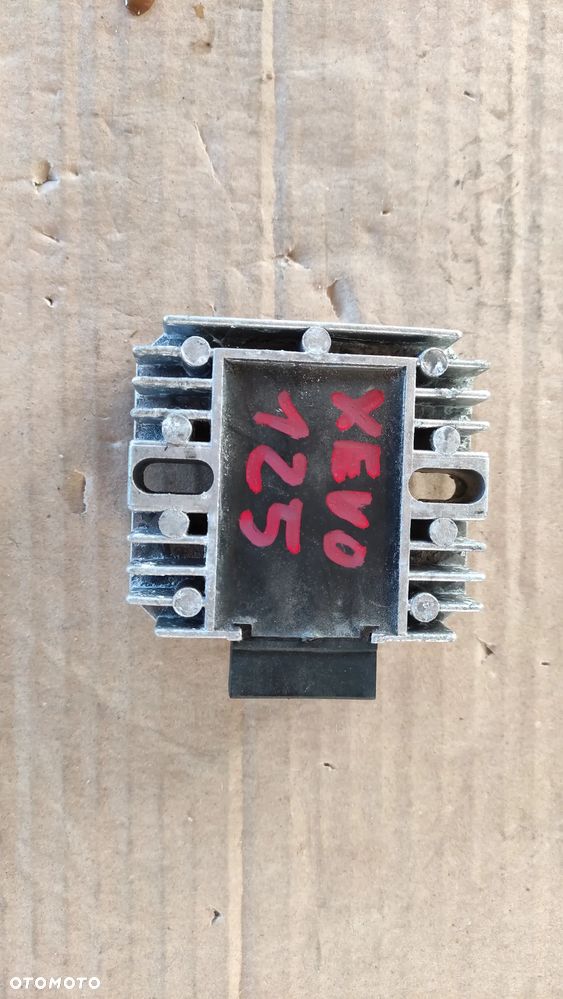Regulator napięcia Piaggio XEvo 125 numer: 7000586 - 5