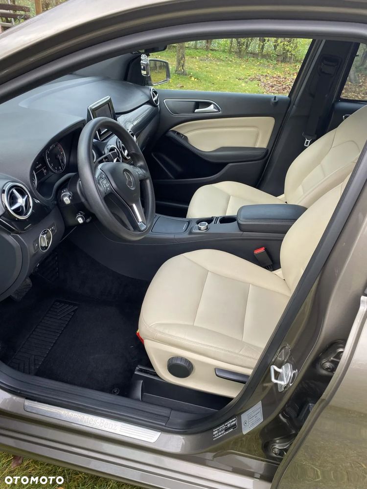 Mercedes-Benz Klasa B 180 7G-DCT - 10