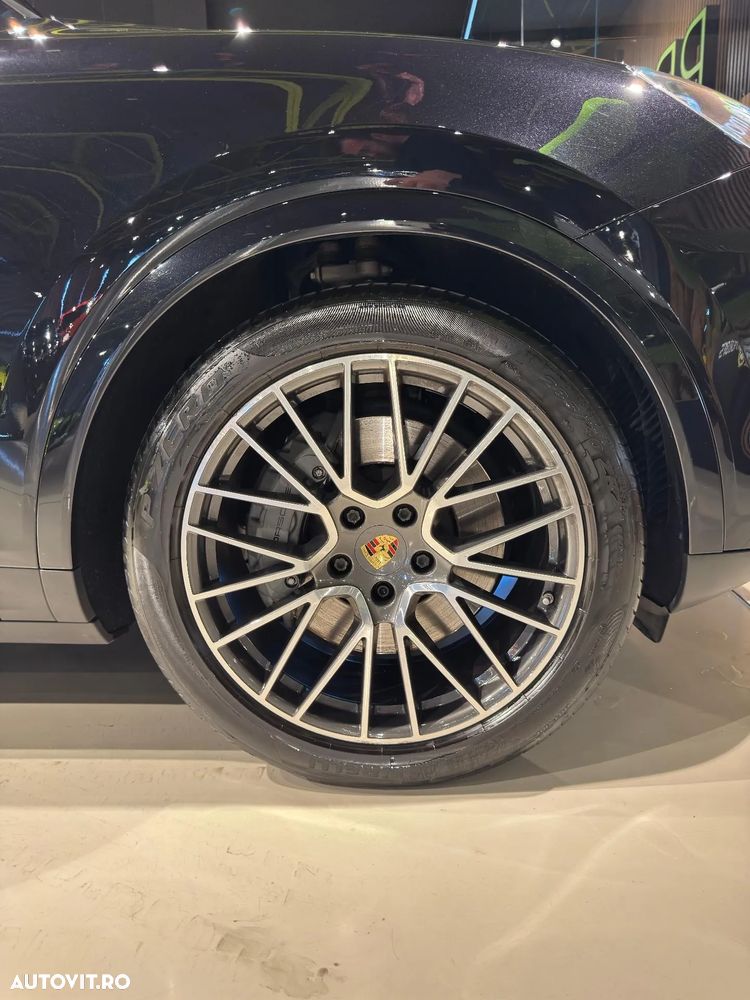Porsche Cayenne S - 39