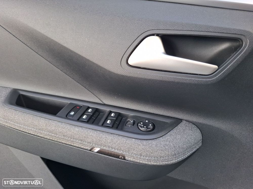 Opel Frontera 1.2 Hybrid GS eDCT - 26