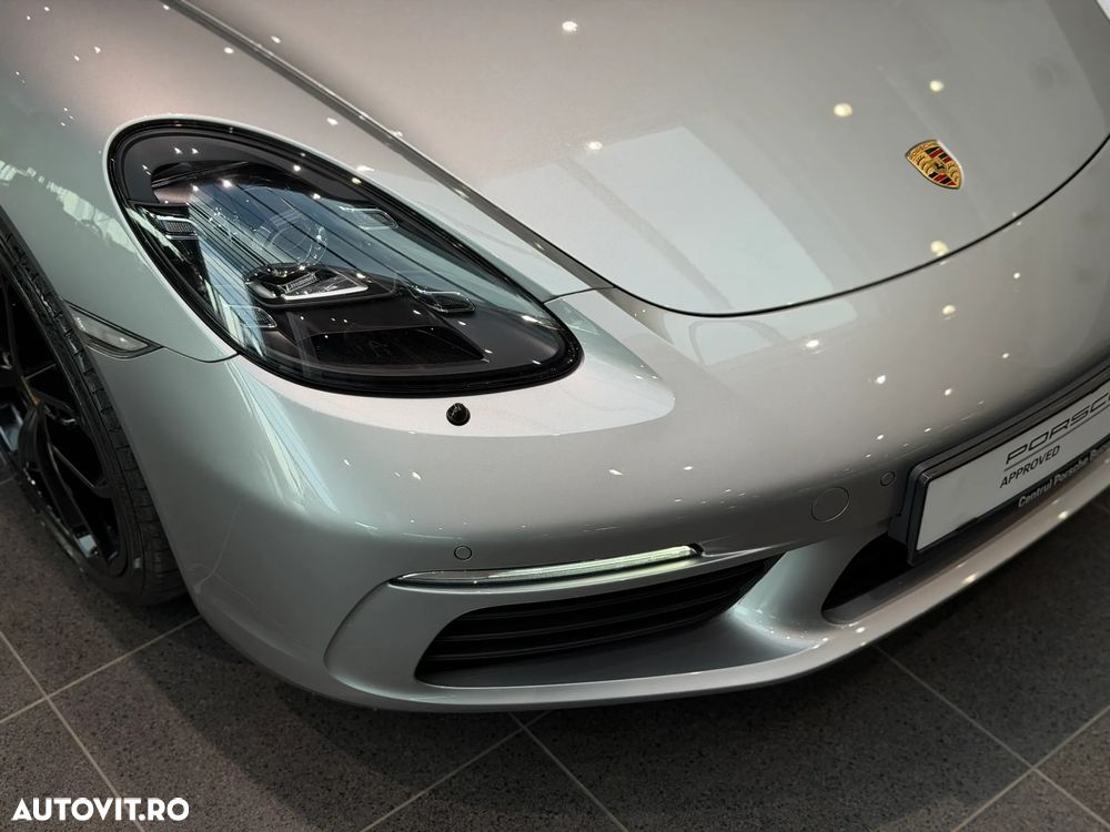 Porsche Boxster 718 PDK - 30