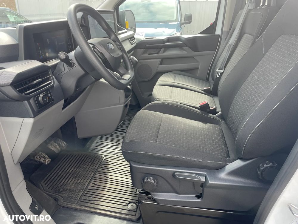 Ford TOURNEOU CUSTOM VAN - 10
