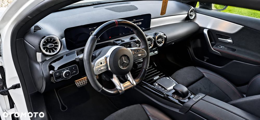 Mercedes-Benz Klasa A 45 S AMG 4-Matic 8G-DCT - 24