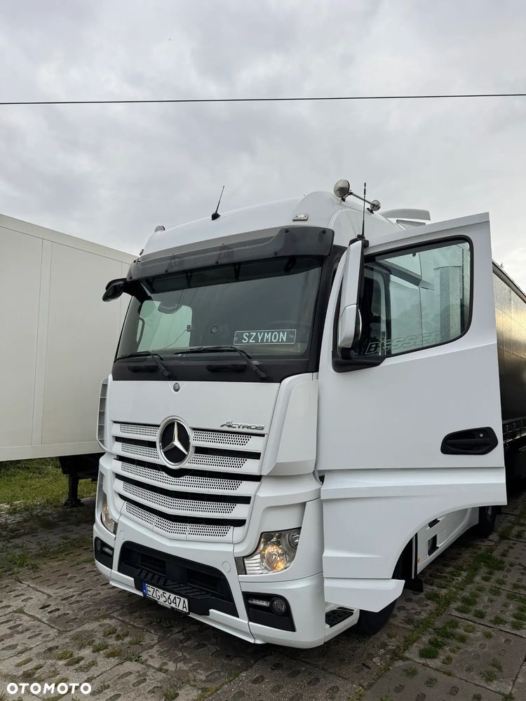Mercedes-Benz Actros - 8