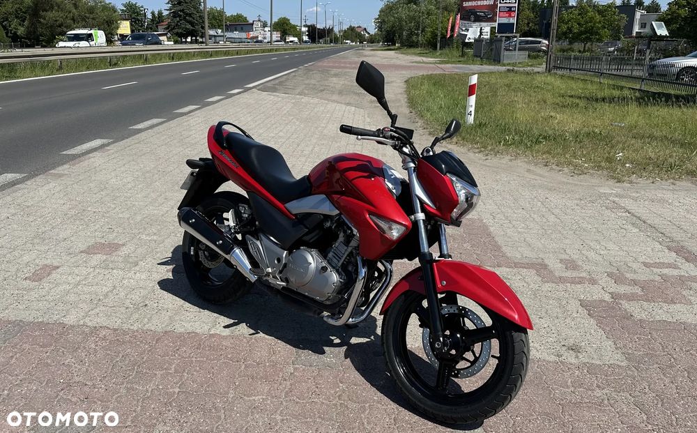 Suzuki GW 250 - 8