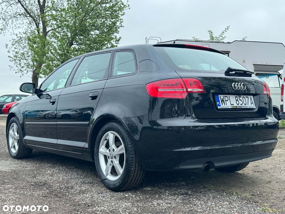 Audi A3 Sportback 1.2 TFSI S tronic S line Sportpaket - 3