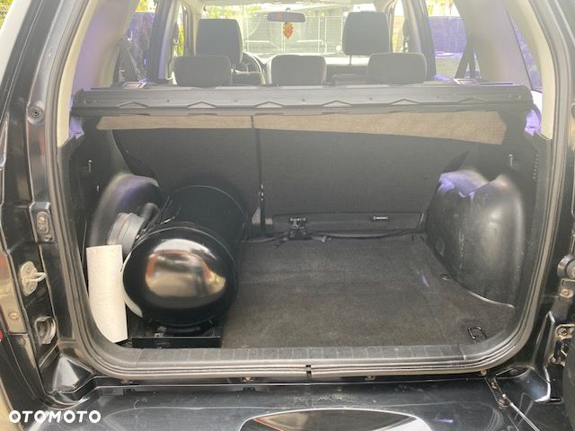 Suzuki Grand Vitara 2.0 - 6