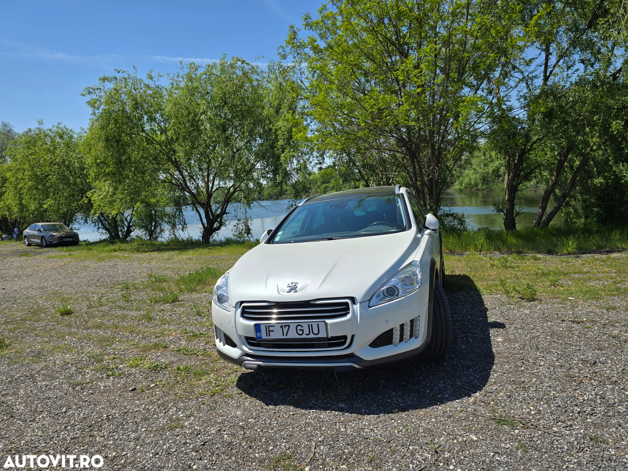 Peugeot 508 RXH Hybrid4 - 14