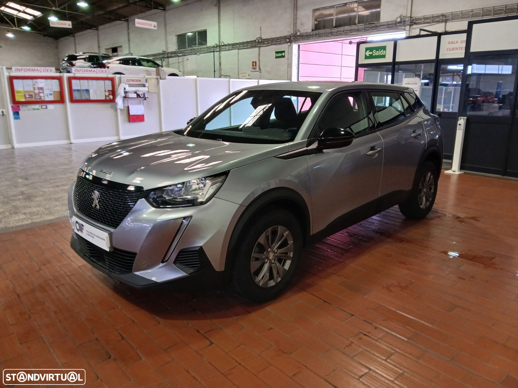 Peugeot 2008 1.2 PureTech Active Pack - 3