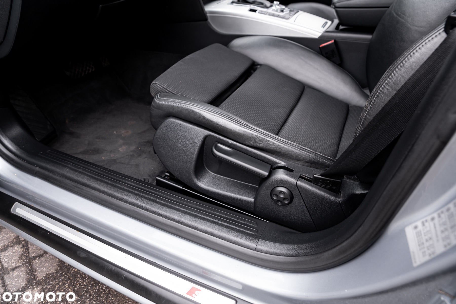 Audi A6 Avant 3.0 TDI DPF quattro tiptronic - 21