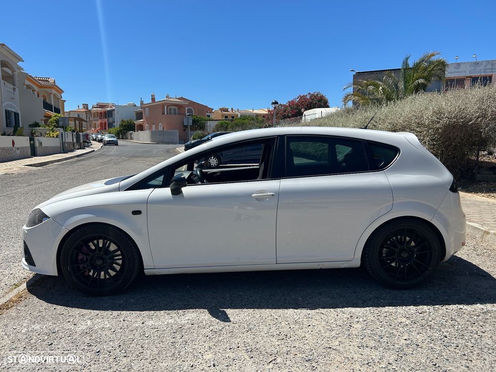 SEAT Leon 2.0 T FSI Cupra - 4