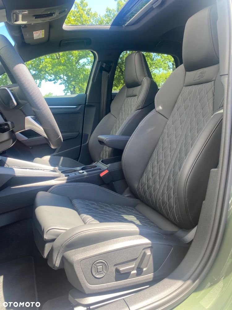 Audi A3 Sportback ver-45-tfsie-sportback-s-tronic-s-line - 16