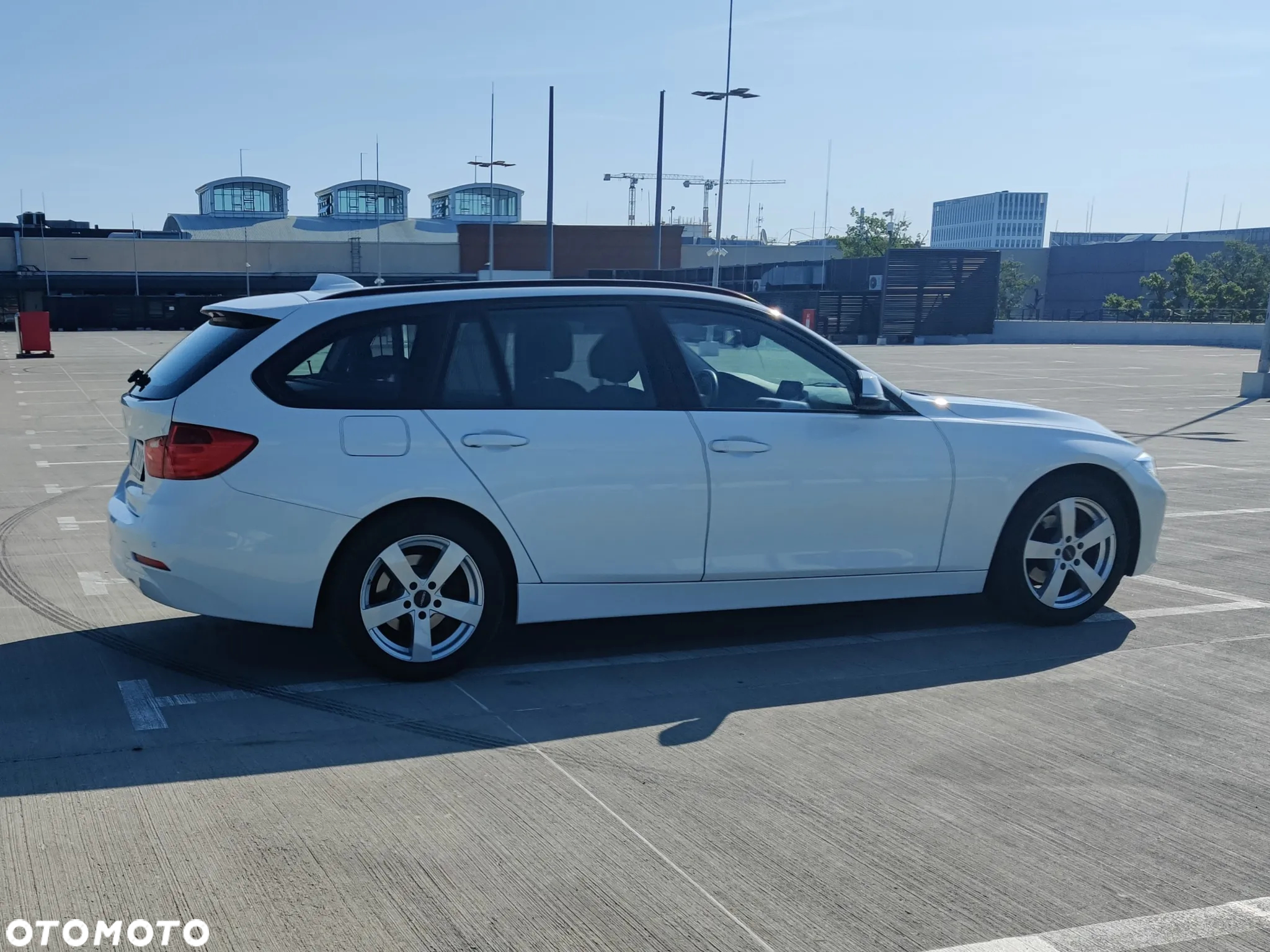 BMW Seria 3 316d Luxury Line EU6 - 10