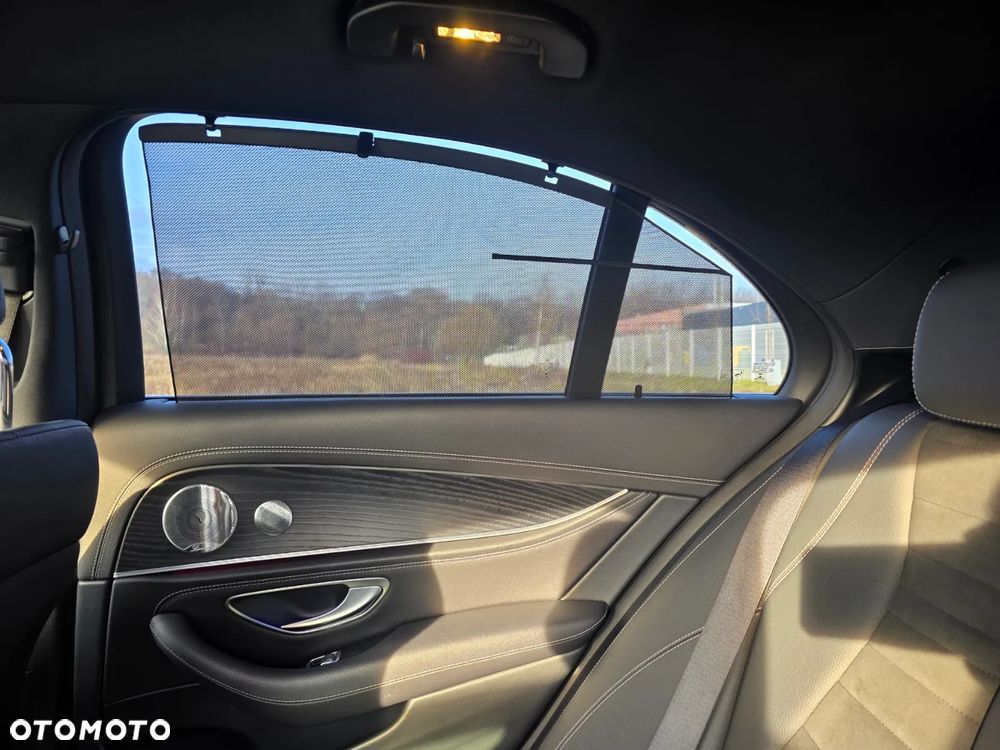 Mercedes-Benz Klasa E 220 d 4-Matic AMG - 9