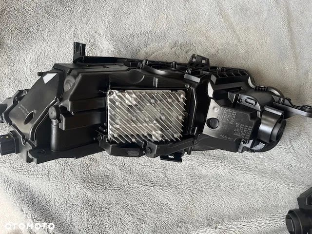 Lampy lewa prawa RS5 8W6 LIFT LASER 8W6.941085D 8W6.941086D - 5