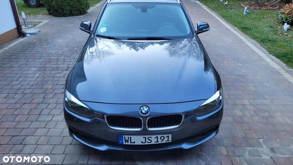 BMW Seria 3 320d Edition M Sport Shadow - 17