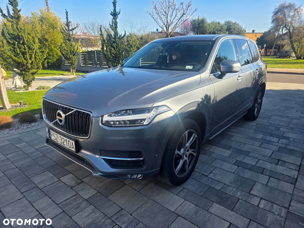 Volvo XC 90 - 1
