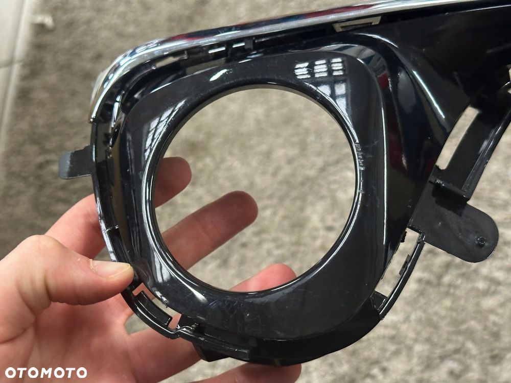 KRATKA ZDERZAKA HALOGENU PRAWA TOYOTA YARIS III 81481-0D360 - 3