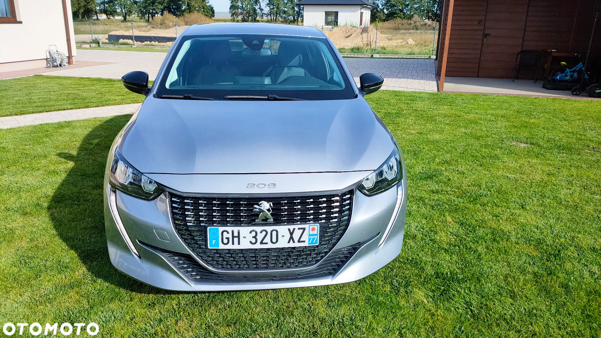 Peugeot 208 PureTech 100 Allure - 8