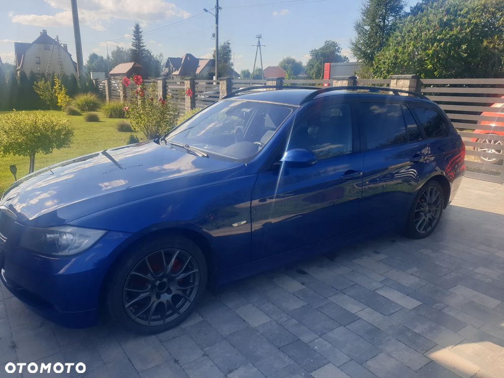 BMW Seria 3 318d - 30