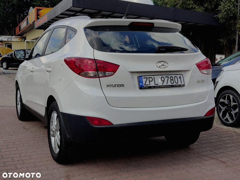 Hyundai ix35 - 11