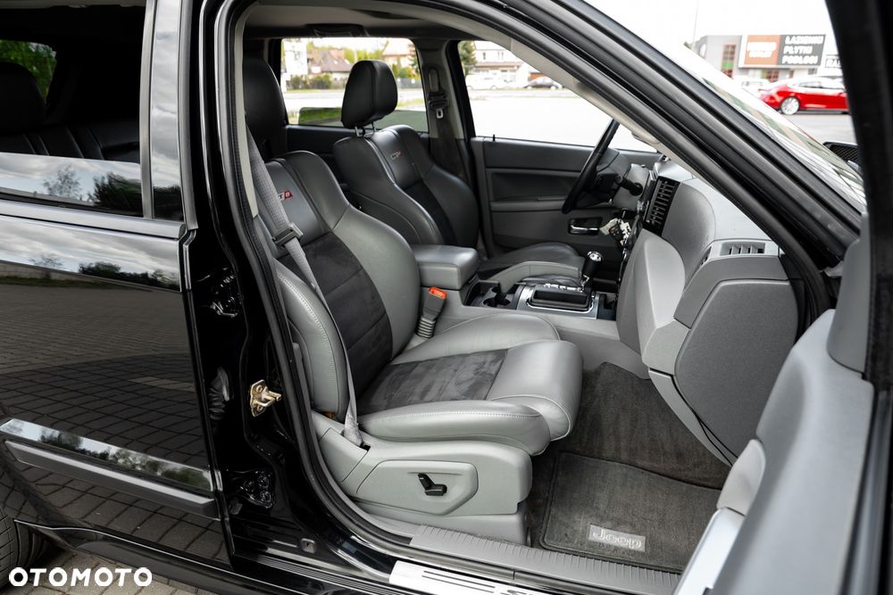 Jeep Grand Cherokee 6.1 V8 SRT8 - 23